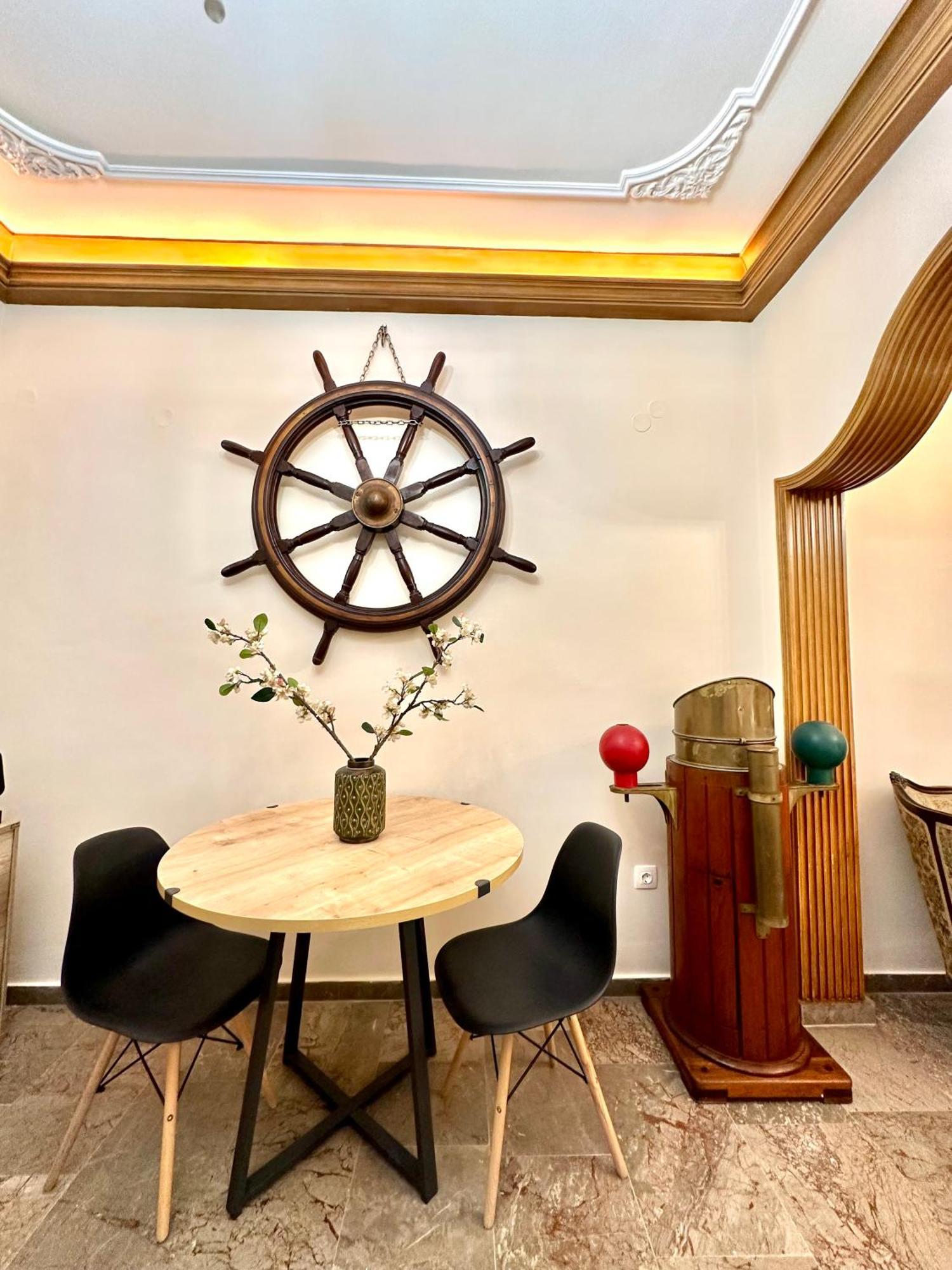 Contessina Al Porto Suite Mantouki Экстерьер фото